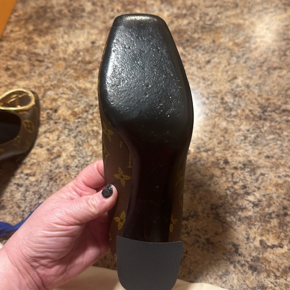 Too big for me - Picture 3 of 3